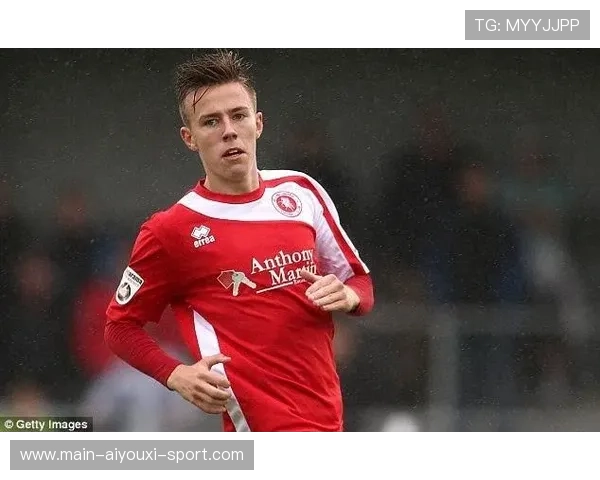 切尔西引援新战略：文化与语言融合成赢战秘诀